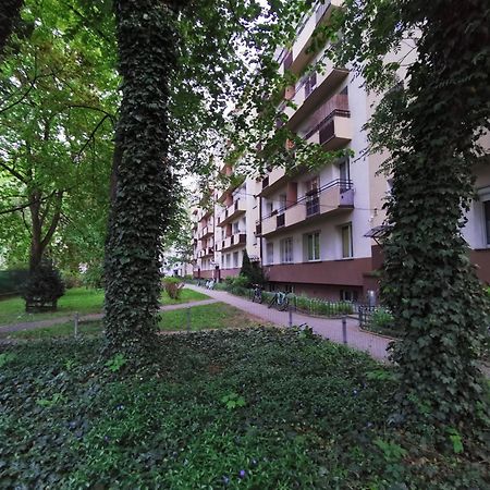 Na Muranowie - Mieszkanie Z Historia I In Muranow - A Flat With Warsaw History Zewnętrze zdjęcie