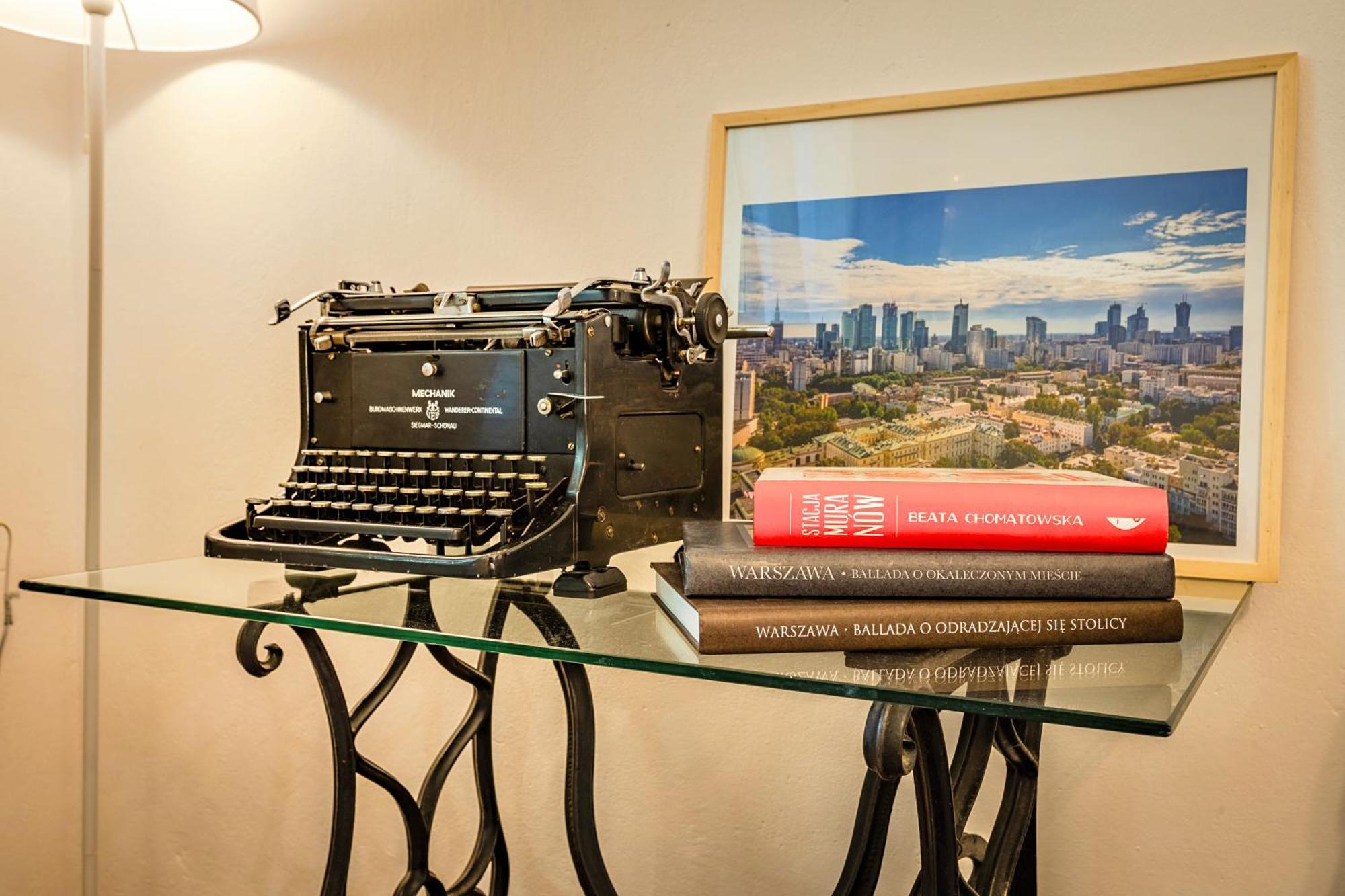 Na Muranowie - Mieszkanie Z Historia I In Muranow - A Flat With Warsaw History Zewnętrze zdjęcie
